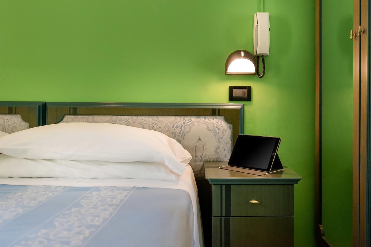 Hotel T Depandance Rimini Luaran gambar
