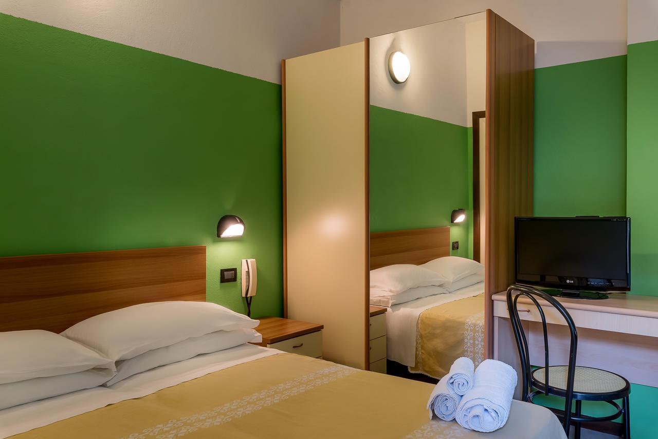 Hotel T Depandance Rimini Luaran gambar