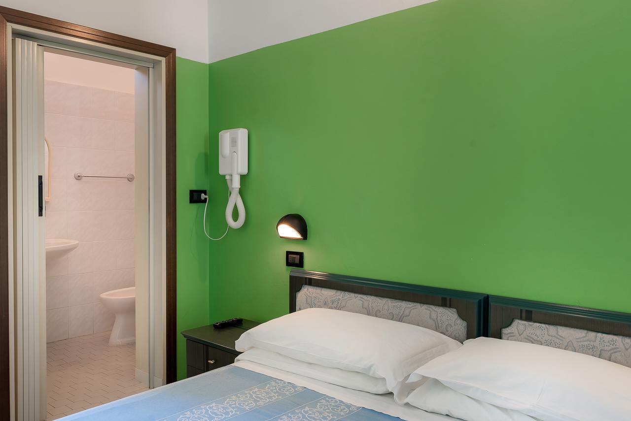 Hotel T Depandance Rimini Luaran gambar